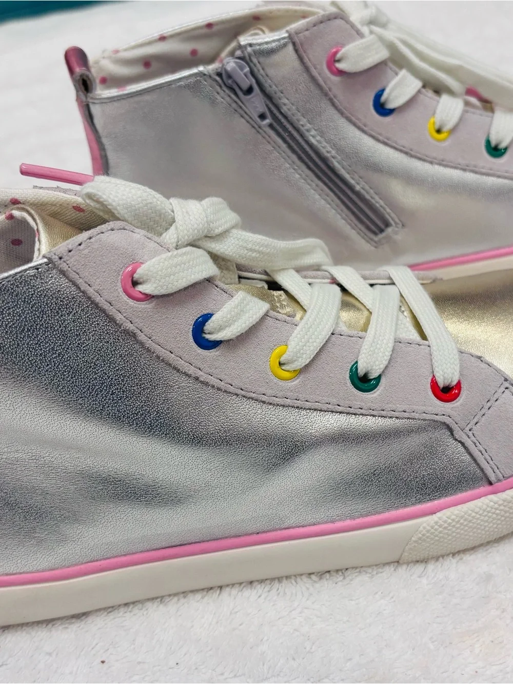 Brand New Mini Biden Zip High Top Sneakers EU 36 / USA Women’s 6 - box 16